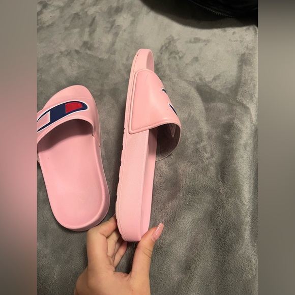 Pink Champion slides - Picture 4 of 5